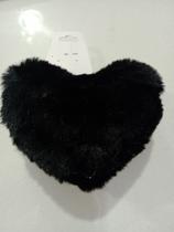 Chaveiro de coração pelúcia pompom /cor preto