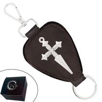 Chaveiro de Couro Marrom Cruz de Santiago Fecho Premium Chaveiro de Couro Marrom Cruz de Santiago Fecho Premium