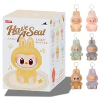 Chaveiro De Pelúcia Labubu Monster Macaron Have A Seat Novo