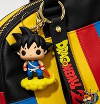 Chaveiro Emborrachado 3D: Dragon Ball Z - Goku e Kintoun Chaveiro Emborrachado 3D: Dragon Ball Z - Goku e Kintoun