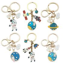 Chaveiro esmaltado Cute Astronaut Planet Design Chaveiro esmaltado Cute Astronaut Planet Design