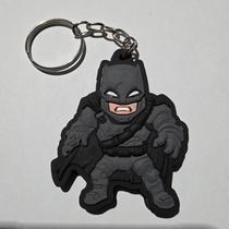 Chaveiro geek emborrachado batman com armadura (lh008) Chaveiro geek emborrachado batman com armadura (lh008)