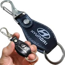 Chaveiro Hyundai Couro Preto Mosquetão Metal Premium Acessório Chave Carro Bolsa Presente Chaveiro Hyundai Couro Preto Mosquetão Metal Premium Acessório Chave Carro Bolsa Presente