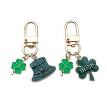 Chaveiro Lucky Clover e chapéu do Dia de São Patrício com design irlandês Chaveiro Lucky Clover e chapéu do Dia de São Patrício com design irlandês