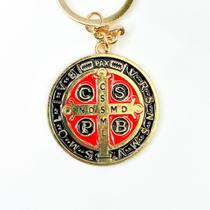 Chaveiro medalha São Bento dourado fé