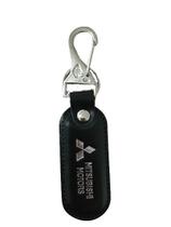 Chaveiro Mitsubishi Em Couro Preto Com Mosquetão Cromado Chaveiro Mitsubishi Em Couro Preto Com Mosquetão Cromado