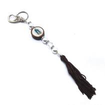 Chaveiro Nossa Senhora das Graças Pérola Mosquetão Com Pompom Chaveiro Nossa Senhora das Graças Pérola Mosquetão Com Pompom