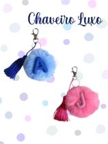 Chaveiro Pompom com Letra do nome Luxo presente de dia das mães aniversário lembrancinha chá revelação