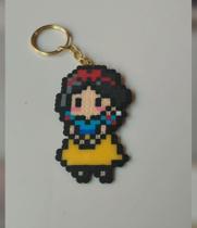 Chaveiro princesa Branca de Neve pixel art Chaveiro princesa Branca de Neve pixel art
