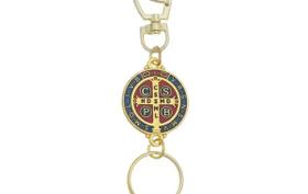 Chaveiro São Bento com Mosquetão Metal Medalha Colorida Chaveiro São Bento com Mosquetão Metal Medalha Colorida