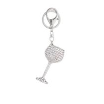 Chaveiro: strass, copo de vinho, prata, gradiente metálico Chaveiro: strass, copo de vinho, prata, gradiente metálico
