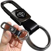 Chaveiro Toyota Metal + Couro Mosquetão Argola Dupla Acessório Chave Carro Bolsa Chaveiro Toyota Metal + Couro Mosquetão Argola Dupla Acessório Chave Carro Bolsa