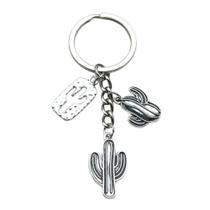 Chaveiro vintage prateado com pingente de cacto e chaveiro de metal Chaveiro vintage prateado com pingente de cacto e chaveiro de metal