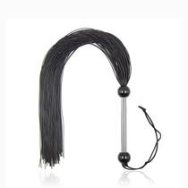 Chicote com Franja em Borracha e Cabo em Plástico Chicote com Franja em Borracha e Cabo em Plástico