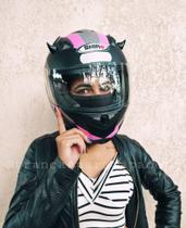 Chifrinhos para capacete - Mulheres Moto Lovers