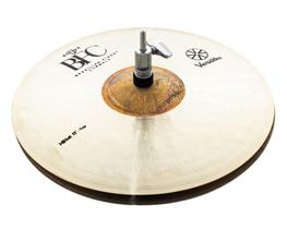 Chimbal BFC Brazilian Finest Cymbals Versaliko Hihat 13 Brilliant Raw Bell VKHH13 em Bronze B20 Chimbal BFC Brazilian Finest Cymbals Versaliko Hihat 13 Brilliant Raw Bell VKHH13 em Bronze B20