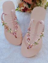 Chinelo bordado cabedal de luxo