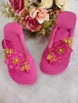 Chinelo bordado flor de luxo Chinelo bordado flor de luxo