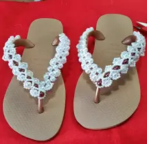 Chinelo Bordado Havaianas Adulto Bege