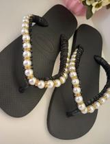 Chinelo bordado por encomenda