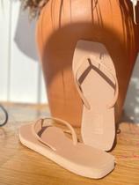 Chinelo Brizza Flip Flop