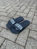 Chinelo Catota Slide Logo Preto