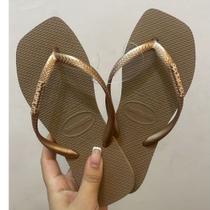 Chinelo Clean Square Logo Metalic Chinelo Clean Square Logo Metalic