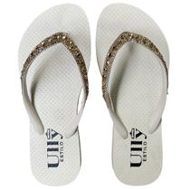 Chinelo de Dedo Bege com Detalhes Pedraria Dourada - ULLY Chinelo de Dedo Bege com Detalhes Pedraria Dourada - ULLY