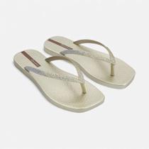 Chinelo de Dedo Edge Shine Ipanema Dourado Chinelo de Dedo Edge Shine Ipanema Dourado