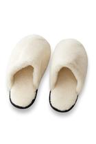 Chinelo de Pele Ovina Solado Pvc Chinelo de Pele Ovina Solado Pvc