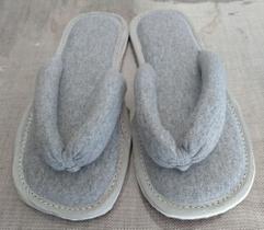 Chinelo De Quarto Dedo - Pantufas de Dedo - Chinelo em Tecido de Dedo (Temos Atacado)