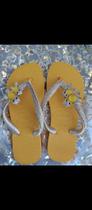 Chinelo decorado 37/38 amarelo