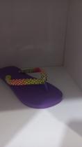 Chinelo decorado roxo