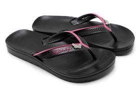 Chinelo Feminino Alcalay Borboleta Metal Antiderrapante Leve Chinelo Feminino Alcalay Borboleta Metal Antiderrapante Leve