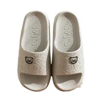 Chinelo Feminino com Estampa de Urso - Confortável para Uso Interno e Externo