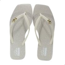 Chinelo Feminino Ramarim Bico Quadrado Bege/Crudo Chinelo Feminino Ramarim Bico Quadrado Bege/Crudo