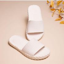 Chinelo Feminino Risa Slide Anatômico Sandalia Papete Leve, Macio e Estiloso para o Dia a Dia