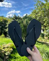 Chinelo Feminino Square Na Cor Preto