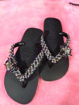 Chinelo havaianas bordado de flor Rosely 33/34 35/36 37/38 39/40 41/42 43/44 Chinelo havaianas bordado de flor Rosely 33/34 35/36 37/38 39/40 41/42 43/44