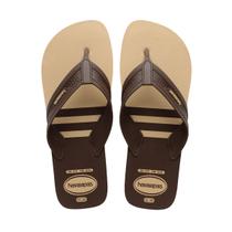 Chinelo Havaianas City Basic - Café/Dourado Tamanho:41/42Cor:MarromGênero:Masculino Chinelo Havaianas City Basic - Café/Dourado Tamanho:41/42Cor:MarromGênero:Masculino