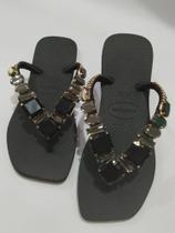 Chinelo havaianas original com pedraria preta de luxo