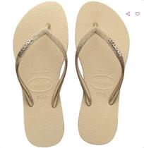 Chinelo Havaianas Slim Sparkle com Glitter e Logo Metálico Chinelo Havaianas Slim Sparkle com Glitter e Logo Metálico