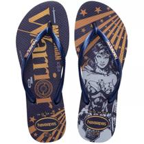 Chinelo Havaianas Slim Warner Classics - feminino - azul marinho e dourado