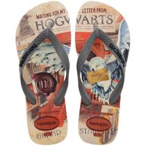 Chinelo Havaianas Top Warner Classics Hogwarts - Buttercream Chinelo Havaianas Top Warner Classics Hogwarts - Buttercream