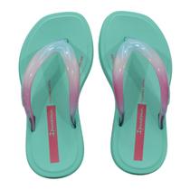 Chinelo Infantil Ipanema 27422 Glow Trendy Verde Rosa e Bege Chinelo Infantil Ipanema 27422 Glow Trendy Verde Rosa e Bege