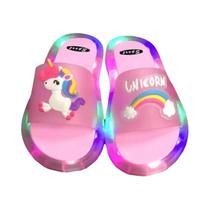 Chinelo Infantil Unissex com Luzes de LED - Estampa de Unicórnio