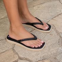 Chinelo Ipanema Ultra Conforto Palmilha Macia TAMANHO:35Cor:Preto e bege Chinelo Ipanema Ultra Conforto Palmilha Macia TAMANHO:35Cor:Preto e bege