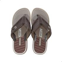 Chinelo Masculino Cartago 12158 Dallas Bege/Marrom/Bronze Chinelo Masculino Cartago 12158 Dallas Bege/Marrom/Bronze
