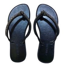 Chinelo miss love