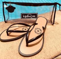 Chinelo + necessaire+chaveiro
